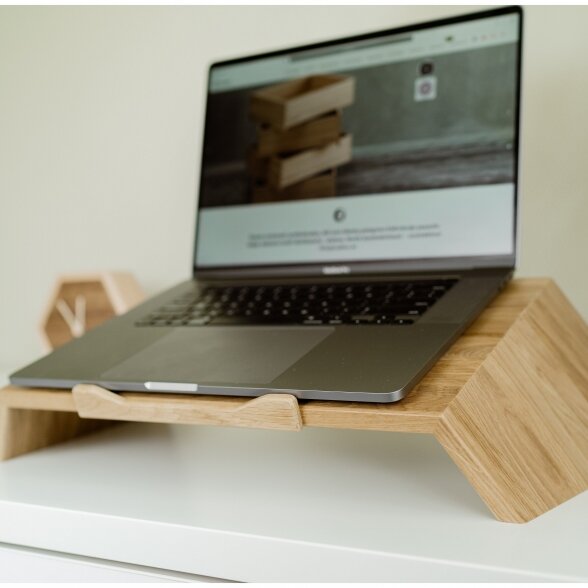 Laptop stand 3